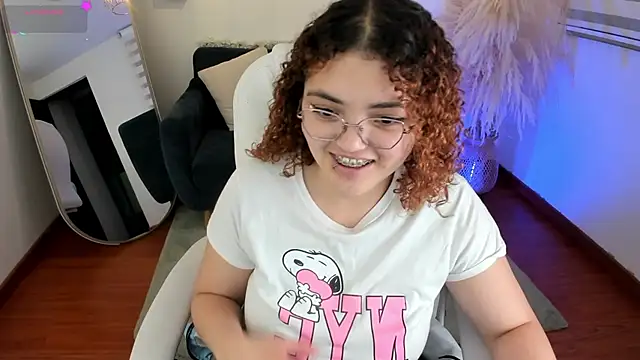 Missbrave1 online show from October 2025 10:47:01 PM