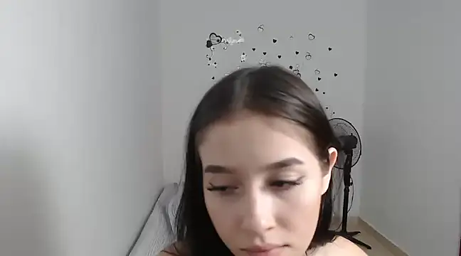 Snapshot of baby_violetta chatting on December 2024 04:33:02 AM baby violetta online show from December 2024 04:33:02 AM