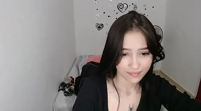 Snapshot of baby_violetta chatting on December 2024 11:50:02 AM baby violetta online show from December 2024 11:50:02 AM