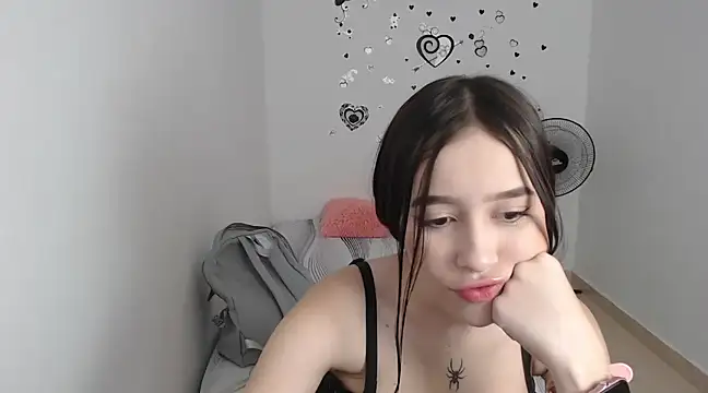 Snapshot of baby_violetta chatting on January 2025 11:13:01 PM baby violetta online show from January 2025 11:13:01 PM