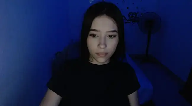 Snapshot of baby_violetta chatting on February 2025 02:46:01 AM baby violetta online show from February 2025 02:46:01 AM