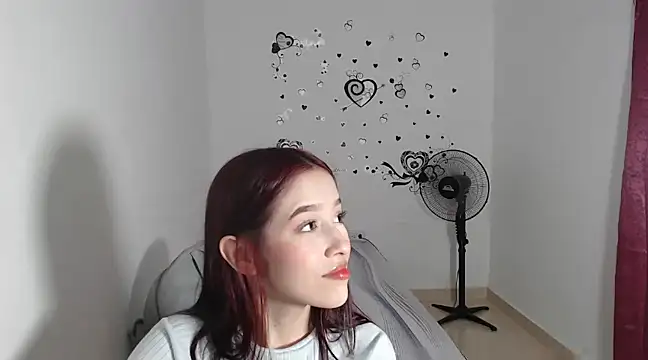 Snapshot of baby_violetta chatting on March 2025 01:48:01 AM baby violetta online show from March 2025 01:48:01 AM