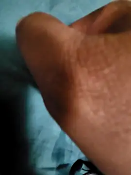 xxxlhung4uxxx online show from September 2025 04:23:01 AM