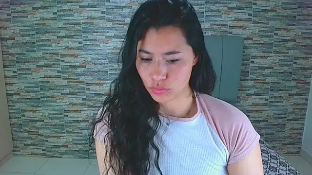 Snapshot of _joy_yva chatting on September 2025 01:34:01 PM joy yva online show from September 2025 01:34:01 PM