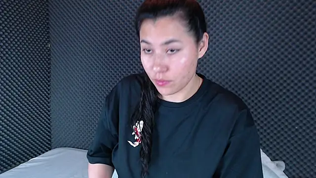  joy yva online show from December 2025 09:42:02 PM