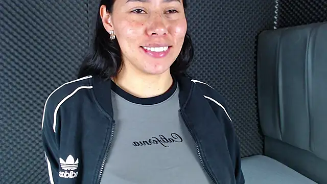  joy yva online show from January 2026 01:52:01 AM