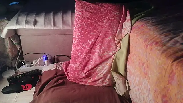 VeneRed online show from February 2025 05:26:02 PM