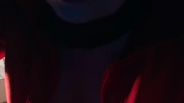 VeneRed online show from March 2025 08:05:01 PM