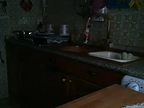 VeneRed online show from September 2025 06:51:02 AM