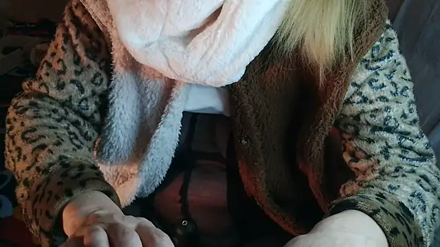 VeneRed online show from March 2026 07:16:02 AM