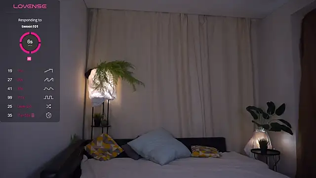 AlthenaBramblett online show from December 2024 05:55:02 PM