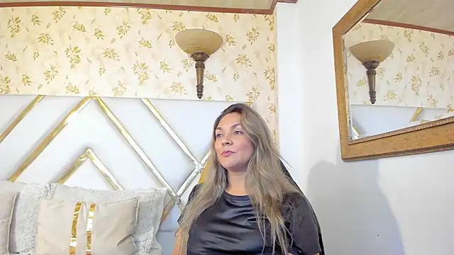 MalorySweet online show from June 2026 01:10:01 PM