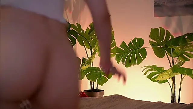 Tonyyxxx online show from March 2025 06:35:02 AM