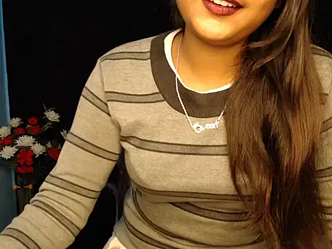 Snapshot of Wish_Queen chatting on February 2025 09:47:02 PM Wish Queen online show from February 2025 09:47:02 PM