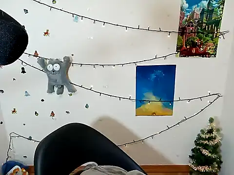 DivaMarisa online show from December 2024 04:40:01 PM