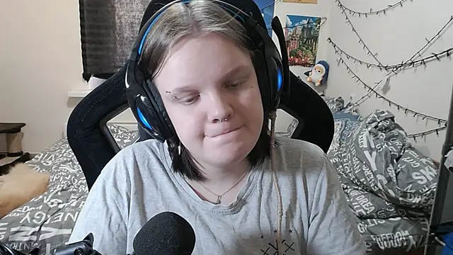 DivaMarisa online show from March 2025 11:20:01 AM