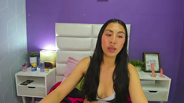 Snapshot of Sophia_abad7 chatting on March 2025 12:07:02 AM Sophia abad7 online show from March 2025 12:07:02 AM