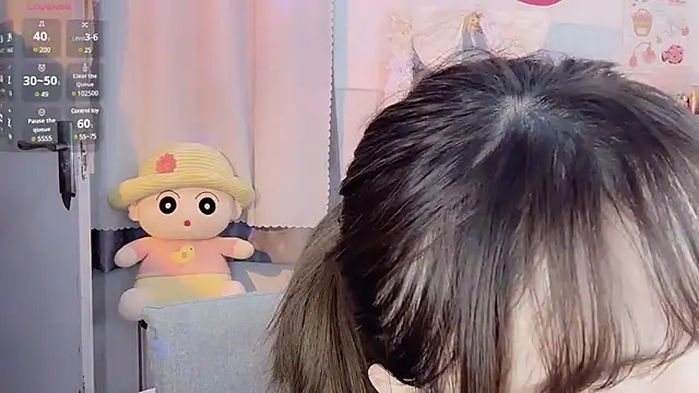 Carly 1 online show from February 2025 12:25:02 PM