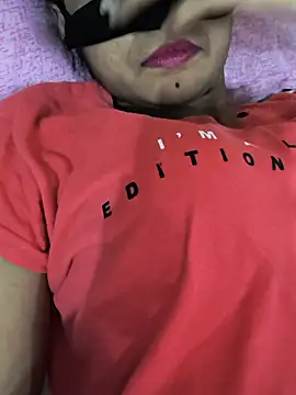 cute simmy0 online show from May 2026 02:25:02 PM