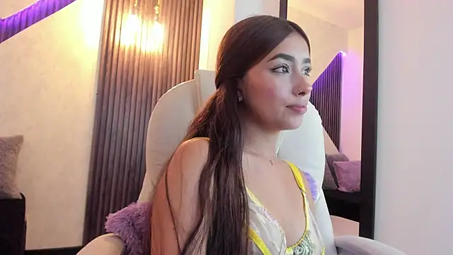 laurin clauz  online show from February 2025 09:53:02 PM