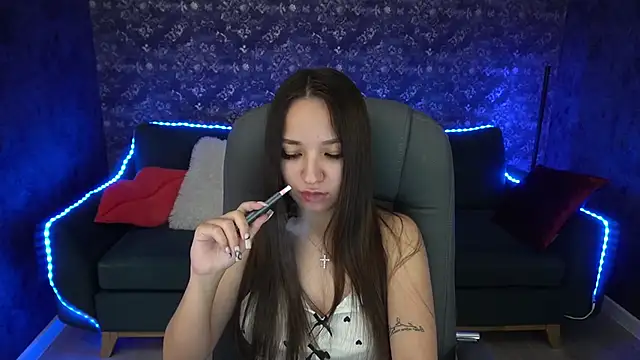 ElysLunar online show from December 2024 04:06:01 PM