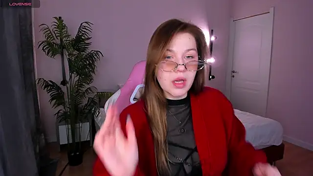 Colleen Blake online show from December 2025 04:57:02 PM