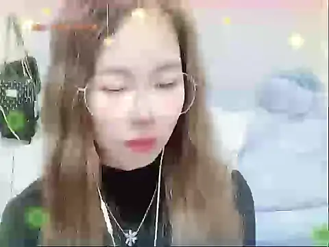 Snapshot of miumiu822 chatting on December 2024 02:00:01 PM miumiu822 online show from December 2024 02:00:01 PM