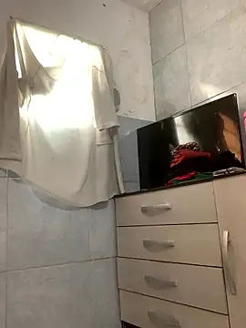 Gabrielleof online show from January 2026 12:19:01 PM