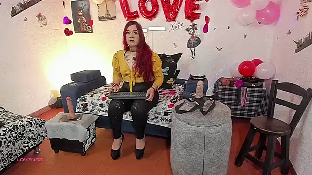 keila j online show from February 2026 10:01:02 AM