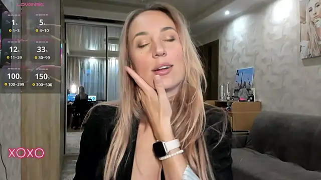 lady Nati online show from October 2025 02:23:02 PM