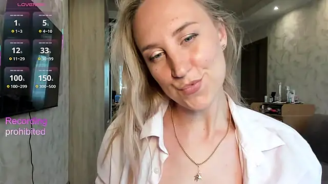Snapshot of lady_Nati chatting on June 2026 01:21:02 PM lady Nati online show from June 2026 01:21:02 PM