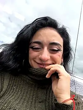 Lila Desiree online show from September 2025 08:11:02 PM