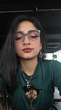 Lila Desiree online show from October 2025 05:23:02 PM