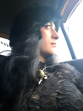 Lila Desiree online show from November 2025 10:31:02 PM