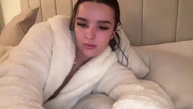 maisiesmithx online show from February 2025 05:39:01 AM