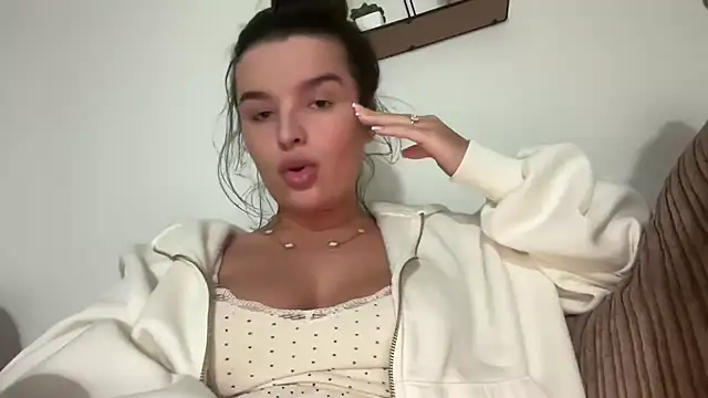 maisiesmithx online show from February 2025 02:51:02 AM