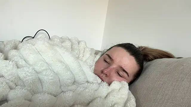 maisiesmithx online show from April 2026 05:32:02 PM