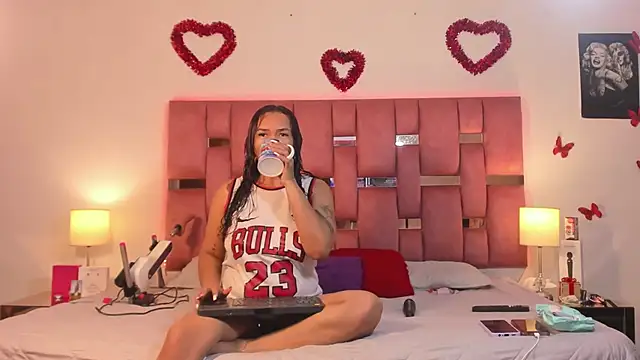 Betzabeth-Miller online show from November 2025 02:59:01 AM