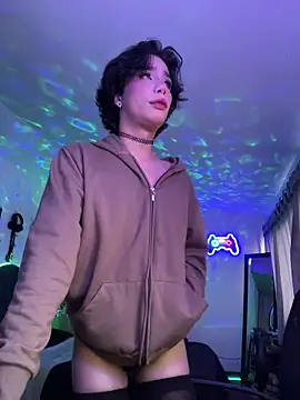 sue   0 online show from January 2025 10:35:02 PM