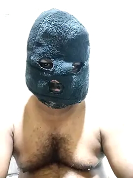 Nogeris20 online show from December 2025 08:58:01 PM