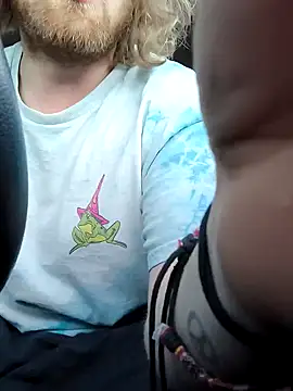 DrownMentallyyy online show from January 2025 03:49:01 PM