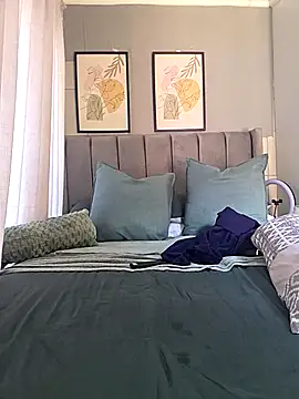 Zee Online online show from November 2025 09:30:02 AM