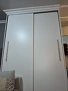 Zee Online online show from November 2025 03:49:02 AM