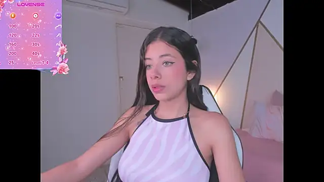 coraltaylor online show from December 2024 12:22:02 PM