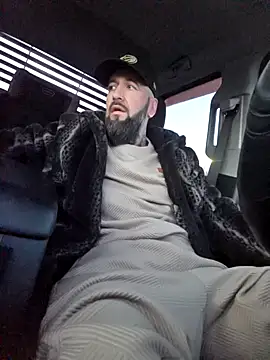 Beardedtattood online show from April 2026 10:49:02 AM