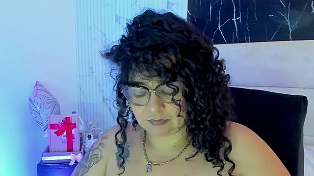 Snapshot of Reginavegaa chatting on May 2026 11:38:02 AM Reginavegaa online show from May 2026 11:38:02 AM