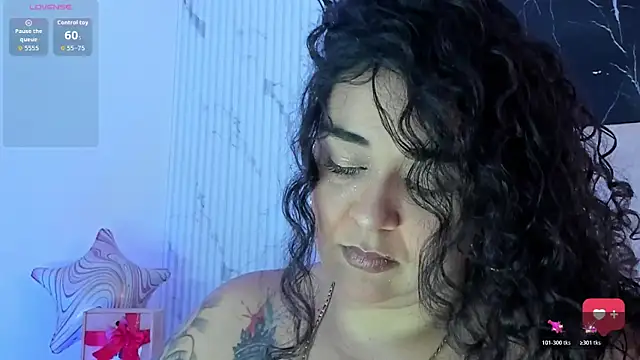 Snapshot of Reginavegaa chatting on May 2026 11:36:01 AM Reginavegaa online show from May 2026 11:36:01 AM