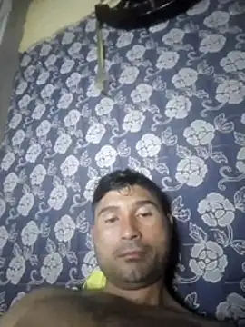 Snapshot of Diogo100 chatting on July 2026 08:06:02 AM Diogo100 online show from July 2026 08:06:02 AM
