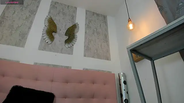 zhamira 21 online show from February 2026 09:35:02 PM