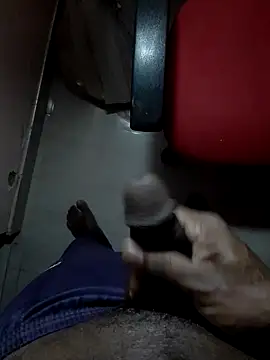 SuranSexy33 online show from December 2024 06:23:02 PM